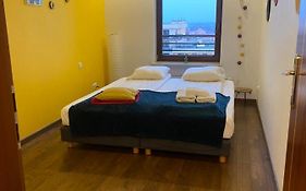 Sunny Life Apartment